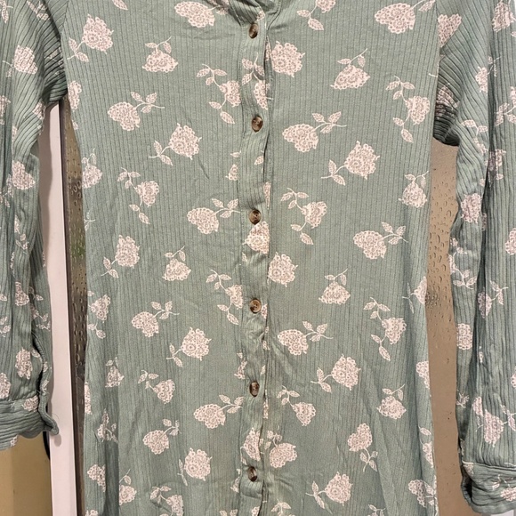 O’Neill - shirt dress (small) - Picture 2 of 5